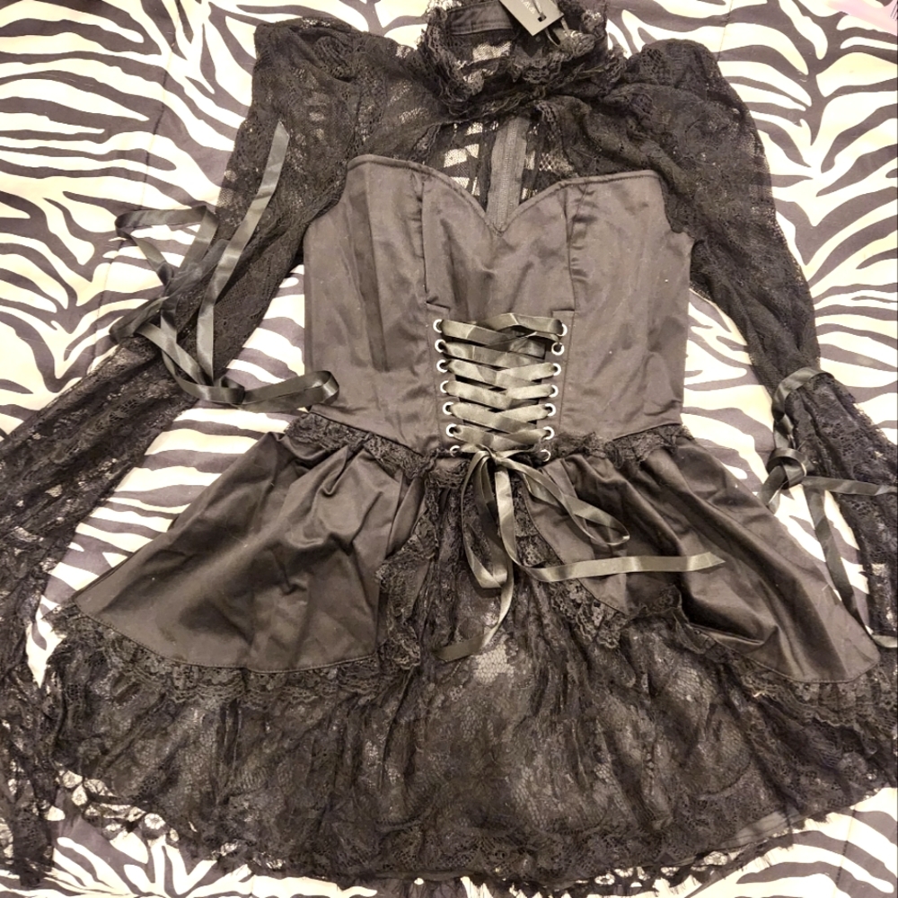Women's M Black Lace dress